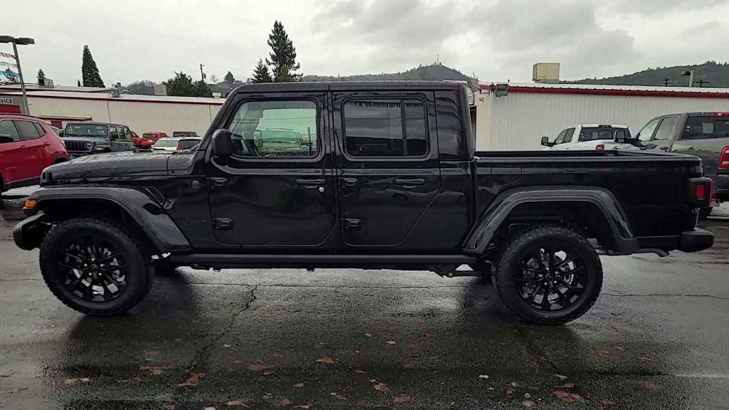 new 2025 Jeep Gladiator car, priced at $41,999