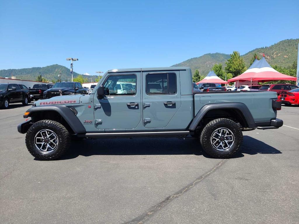 new 2025 Jeep Gladiator car, priced at $51,765