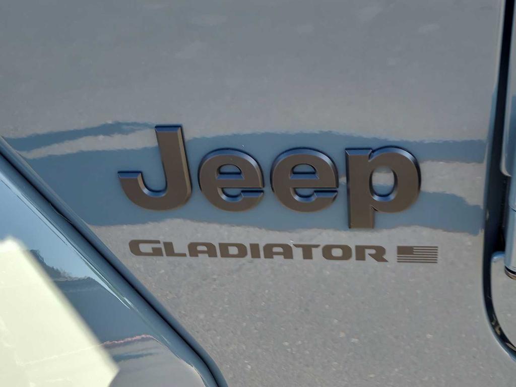 new 2025 Jeep Gladiator car, priced at $54,795