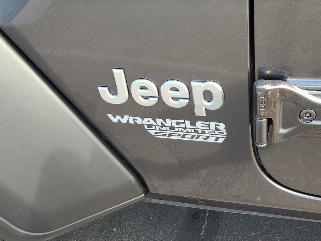 used 2021 Jeep Wrangler Unlimited car, priced at $28,939