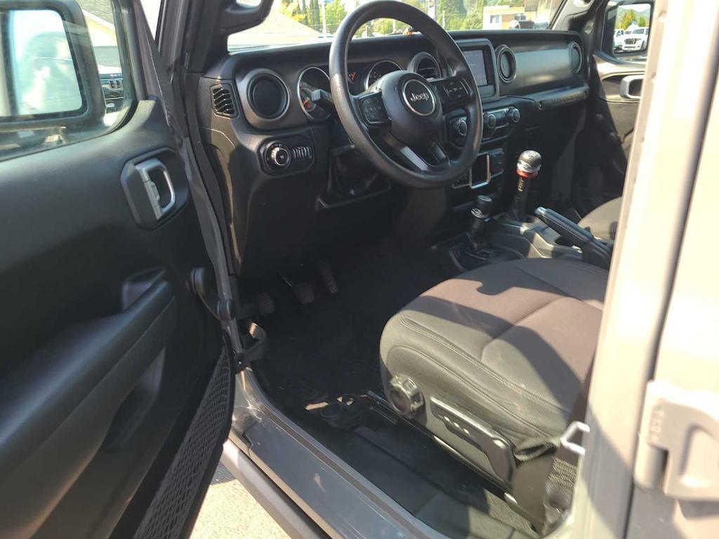 used 2022 Jeep Wrangler Unlimited car, priced at $31,875
