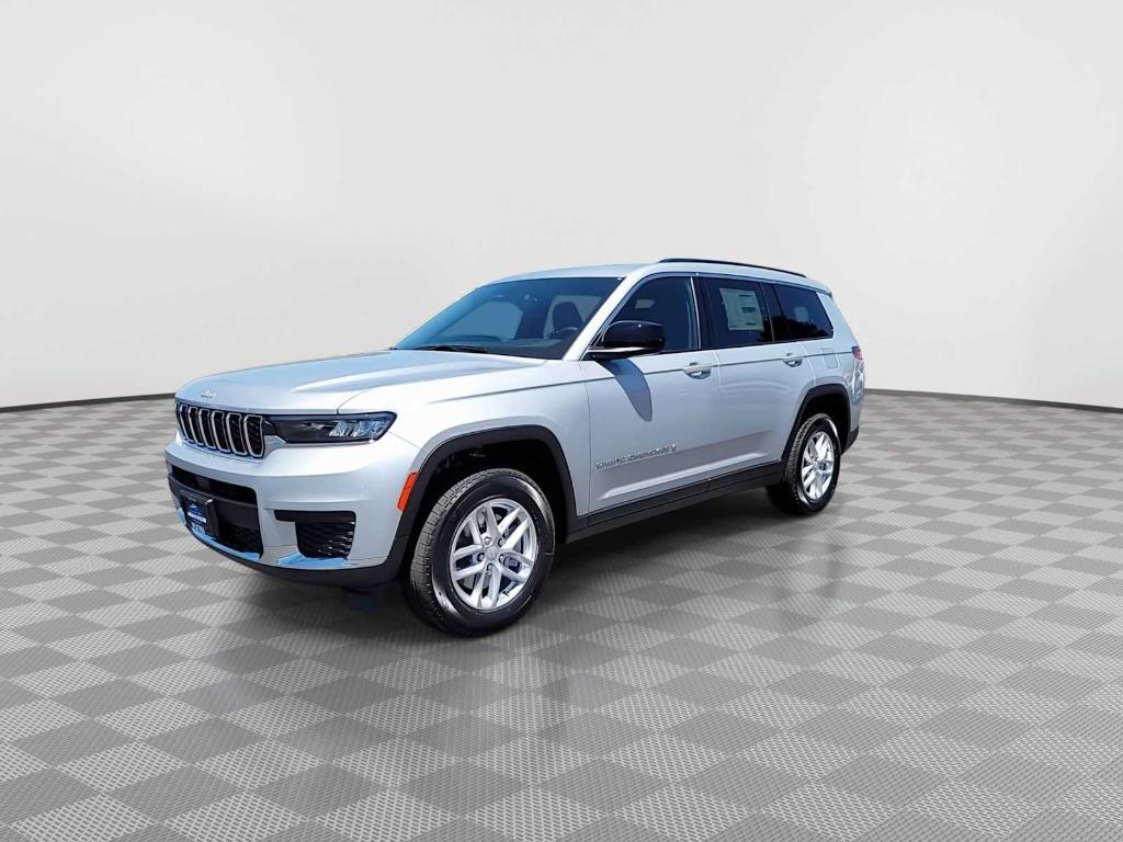 new 2025 Jeep Grand Cherokee L car, priced at $45,423