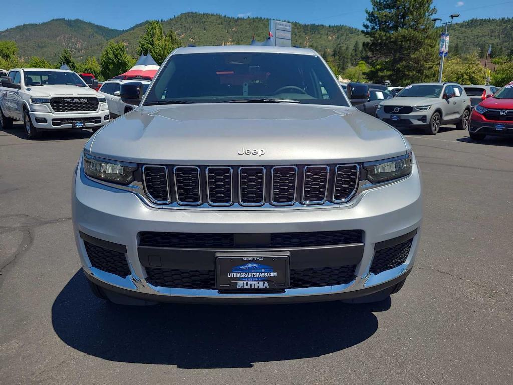 new 2025 Jeep Grand Cherokee L car, priced at $45,423