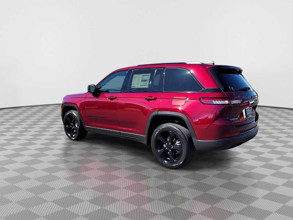 new 2025 Jeep Grand Cherokee car, priced at $48,170