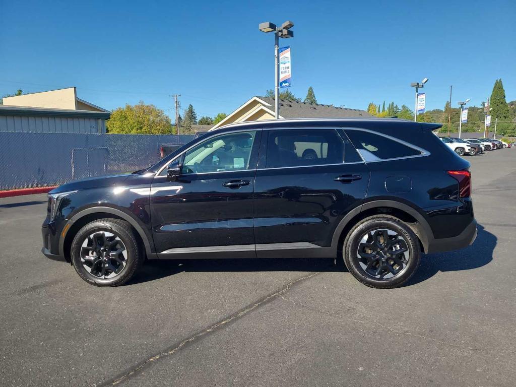 used 2024 Kia Sorento car, priced at $29,989