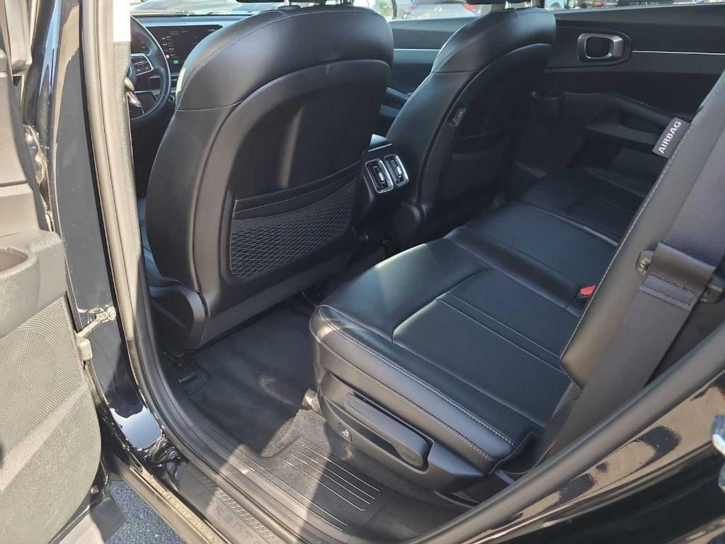 used 2024 Kia Sorento car, priced at $29,989