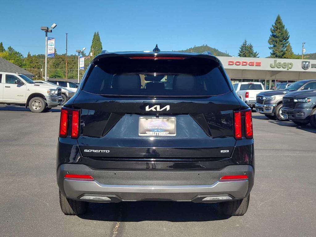used 2024 Kia Sorento car, priced at $29,989