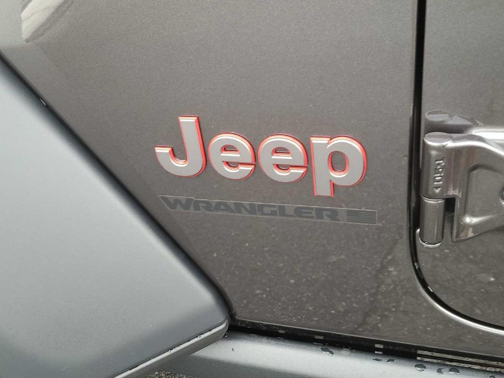 new 2025 Jeep Wrangler car, priced at $59,999