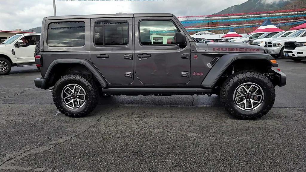 new 2025 Jeep Wrangler car, priced at $59,999