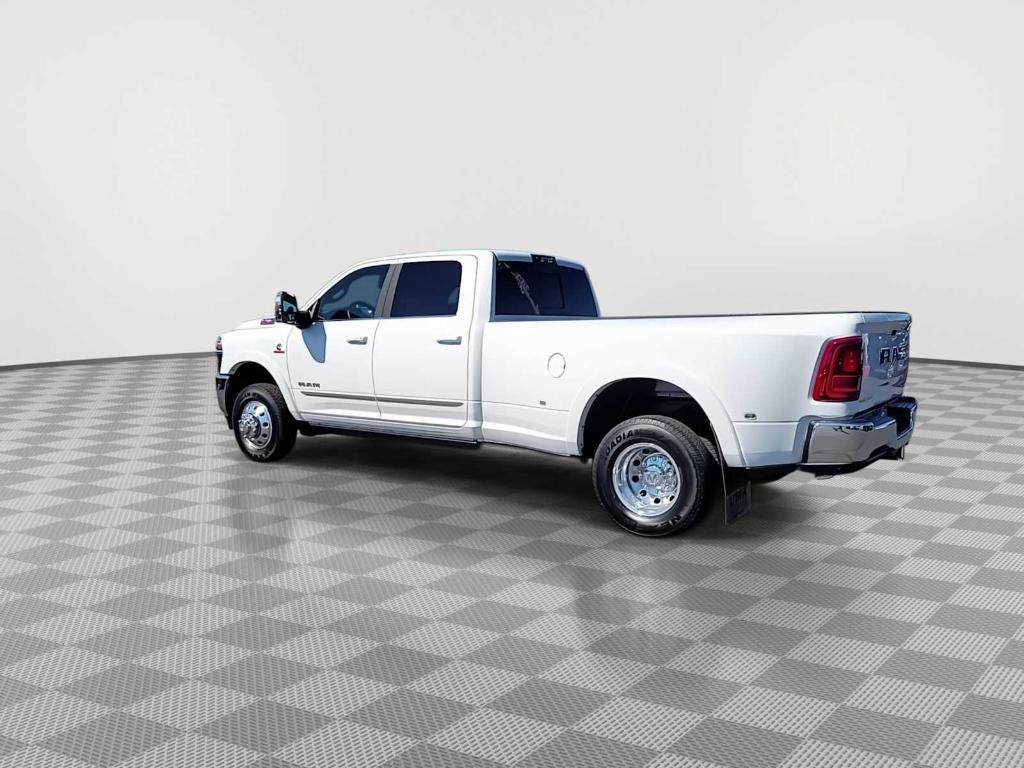 new 2025 Ram 3500 car, priced at $90,323