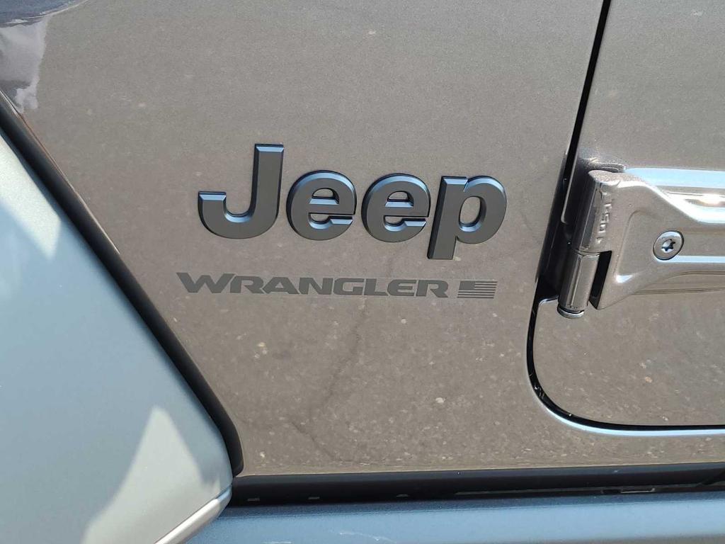new 2025 Jeep Wrangler car, priced at $48,891
