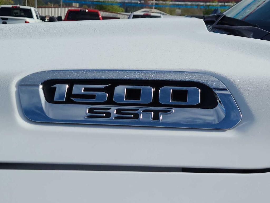 new 2025 Ram 1500 car, priced at $65,458