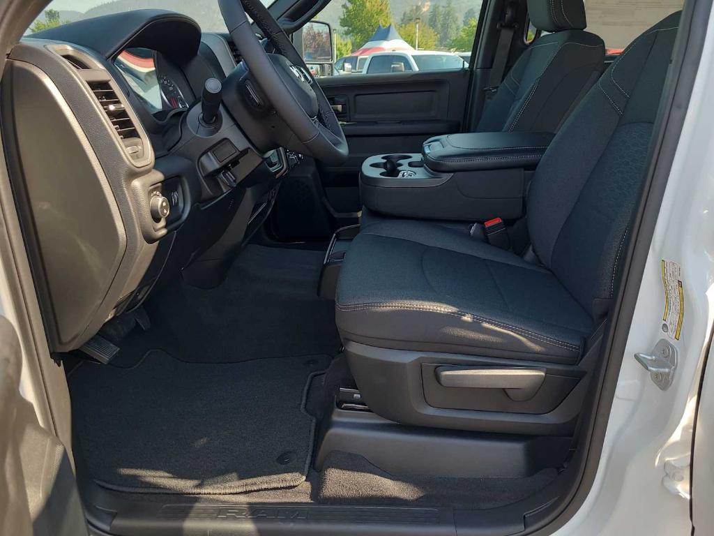new 2025 Ram 3500 car, priced at $70,031