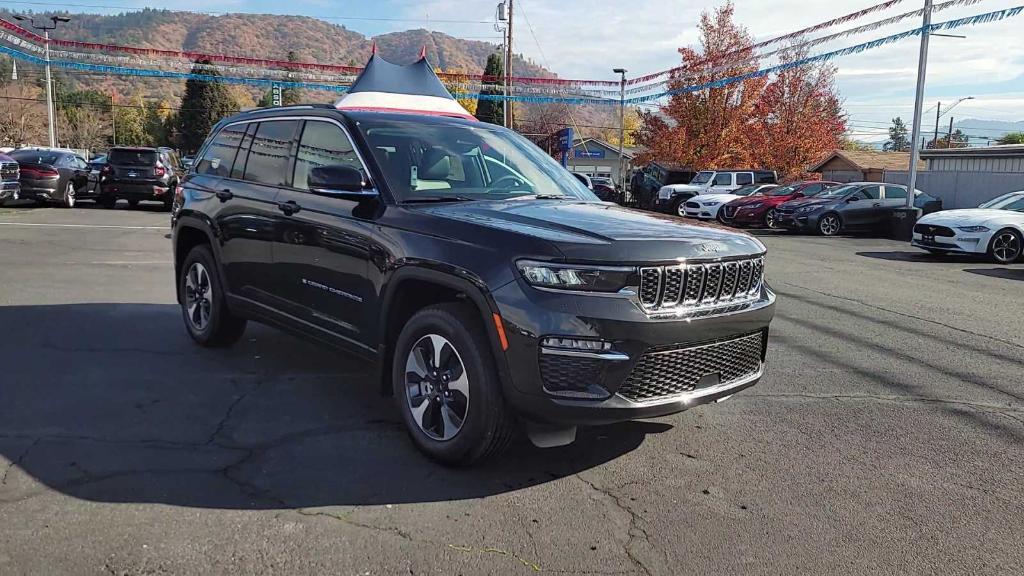 new 2023 Jeep Grand Cherokee 4xe car, priced at $47,999