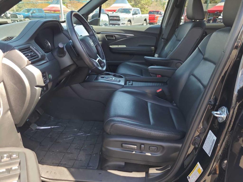 used 2023 Honda Passport car, priced at $31,585