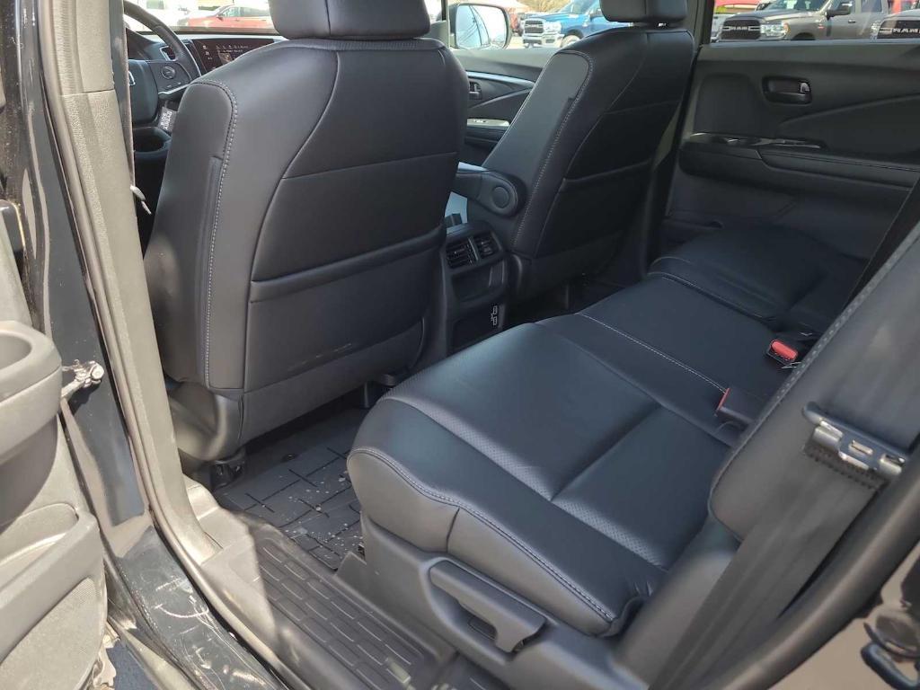 used 2023 Honda Passport car, priced at $31,585