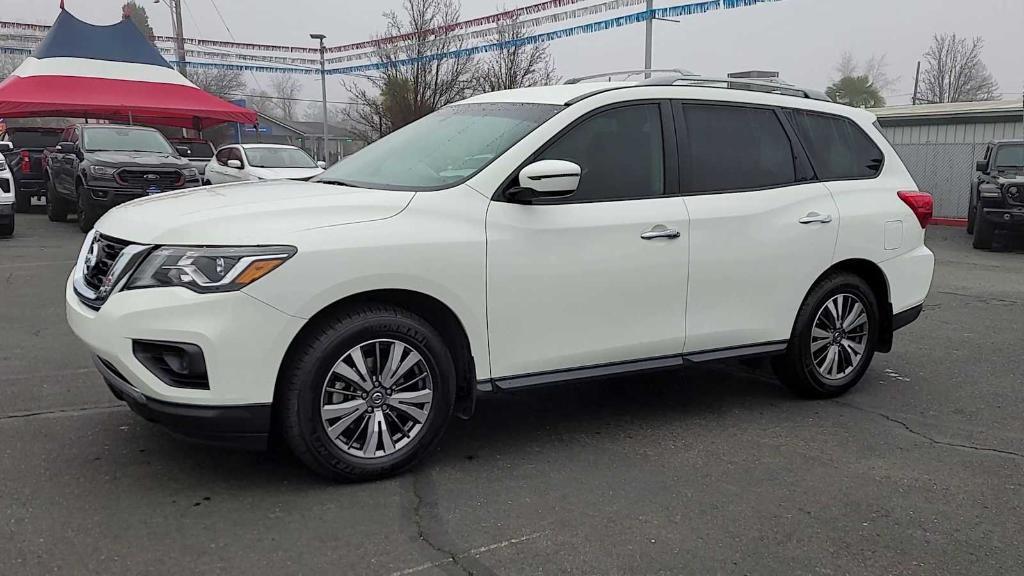 used 2020 Nissan Pathfinder car, priced at $17,143