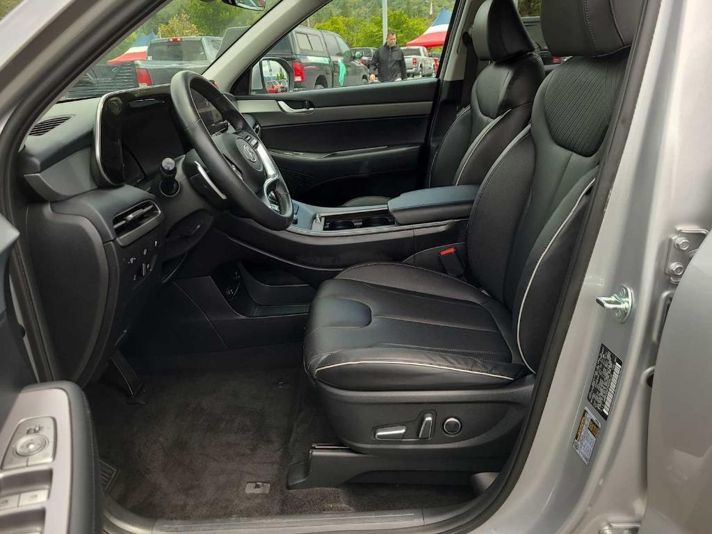 used 2024 Hyundai Palisade car, priced at $35,978