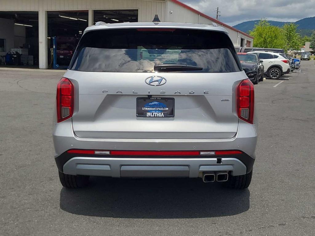 used 2024 Hyundai Palisade car, priced at $35,978
