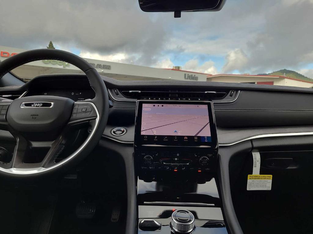 new 2025 Jeep Grand Cherokee car, priced at $55,305