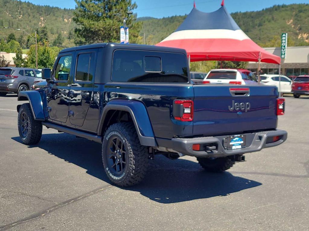 new 2025 Jeep Gladiator car, priced at $48,171