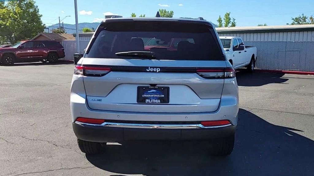 new 2024 Jeep Grand Cherokee 4xe car, priced at $57,999