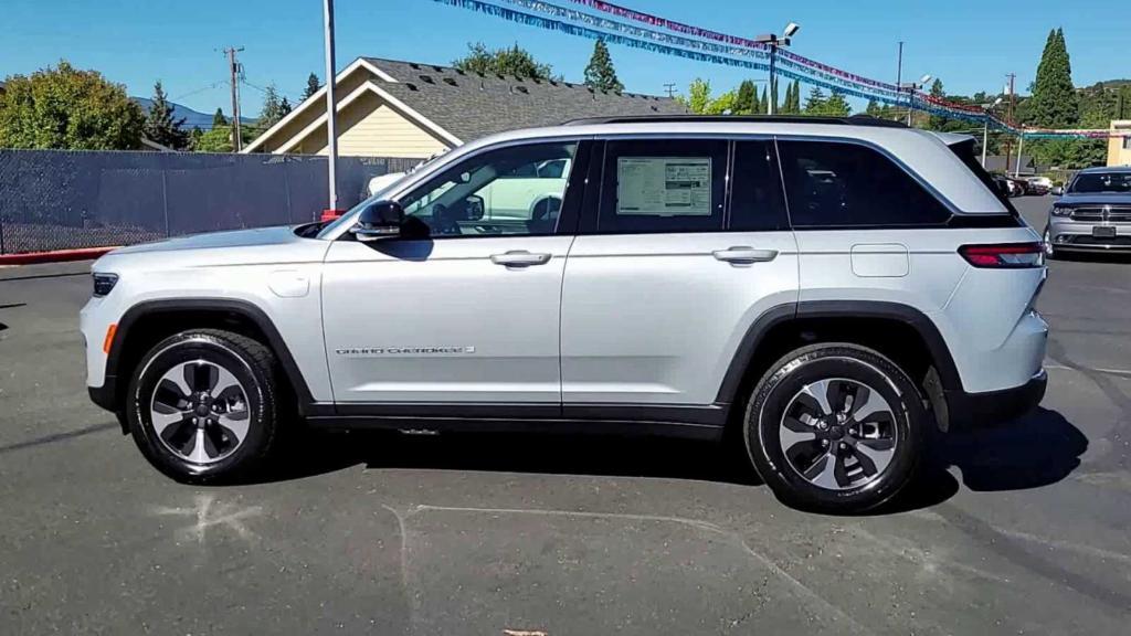 new 2024 Jeep Grand Cherokee 4xe car, priced at $57,999