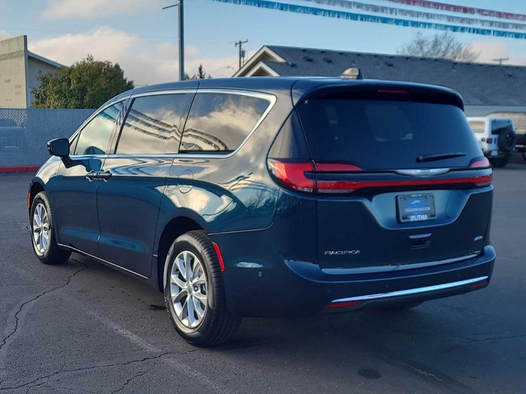 new 2025 Chrysler Pacifica car, priced at $46,999