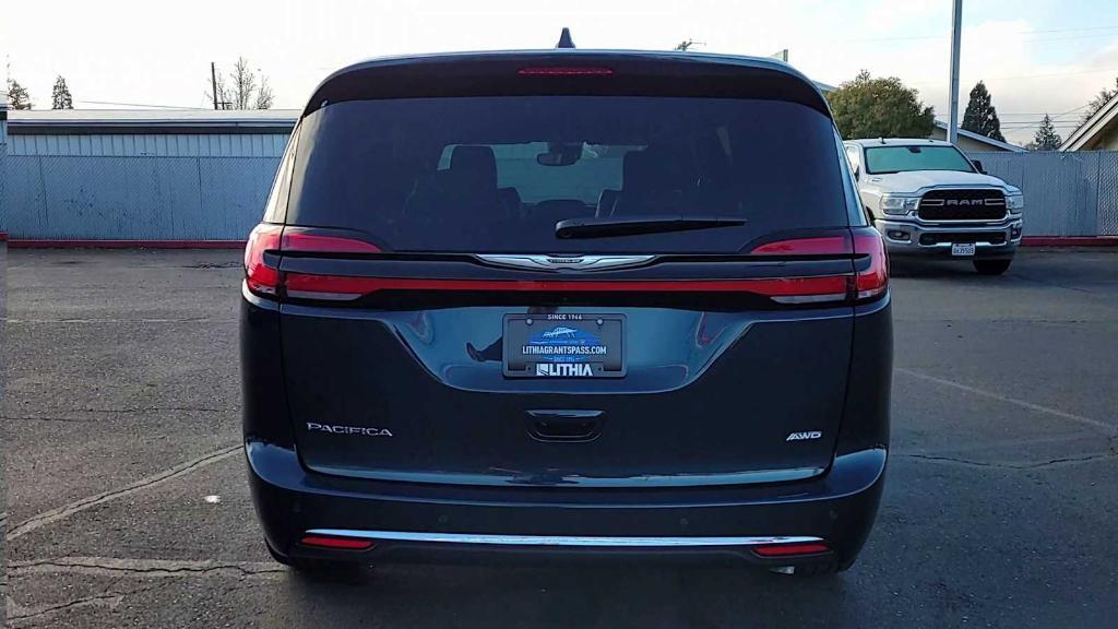 new 2025 Chrysler Pacifica car, priced at $46,999