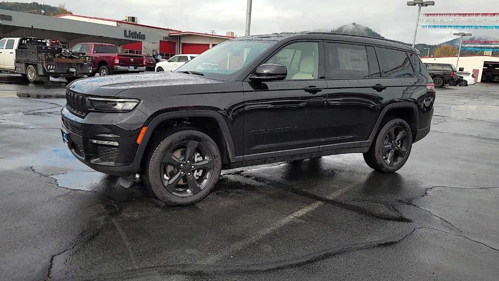 new 2024 Jeep Grand Cherokee L car, priced at $55,999