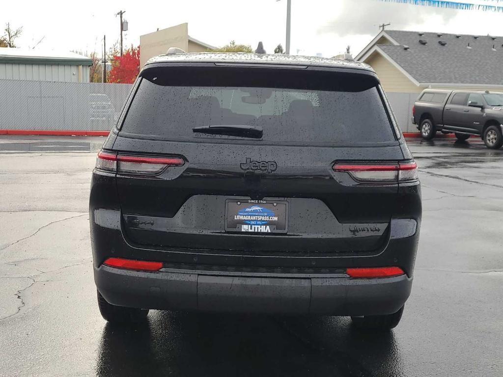 new 2024 Jeep Grand Cherokee L car, priced at $55,999