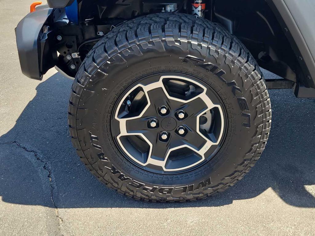 used 2021 Jeep Gladiator car, priced at $41,982