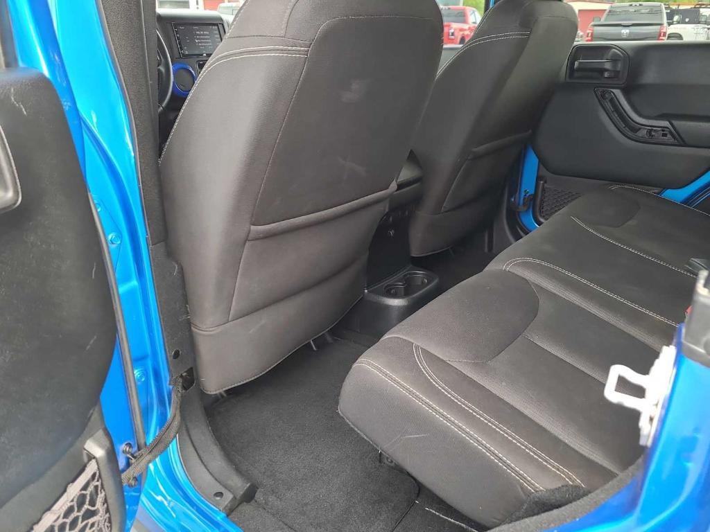 used 2015 Jeep Wrangler Unlimited car, priced at $22,430