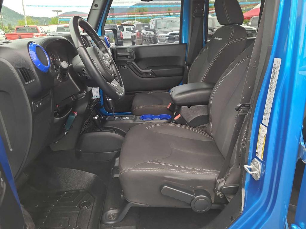used 2015 Jeep Wrangler Unlimited car, priced at $22,430