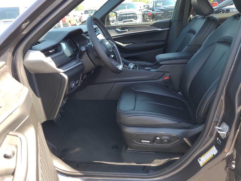 new 2025 Jeep Grand Cherokee L car, priced at $46,639