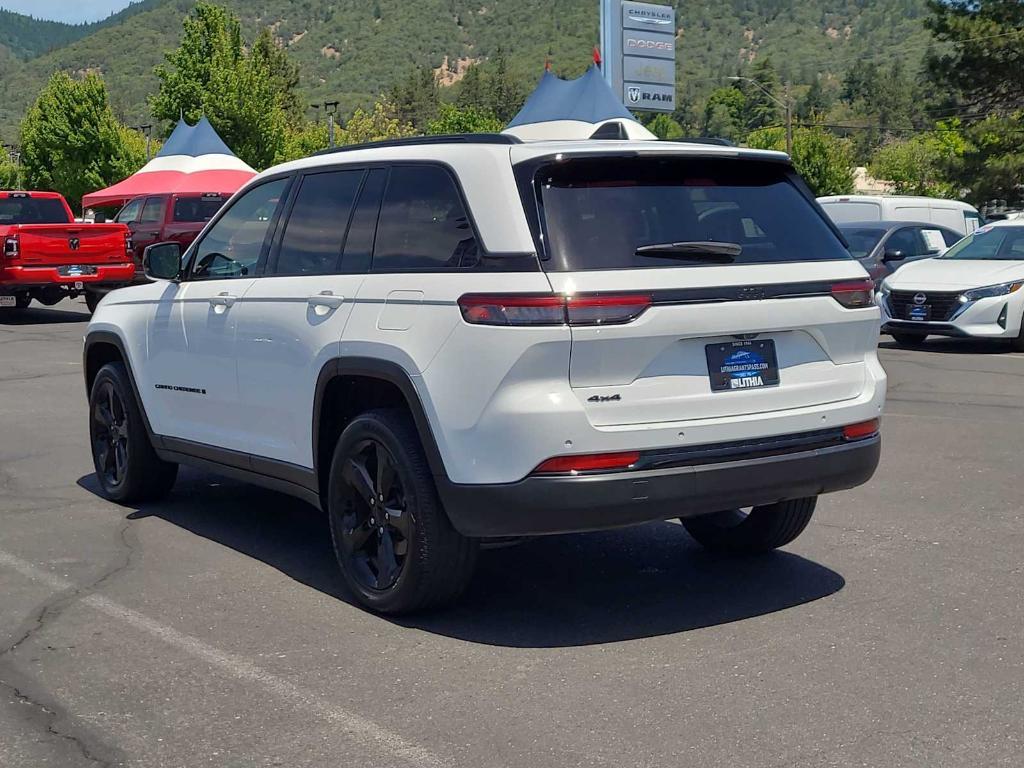 used 2023 Jeep Grand Cherokee car, priced at $34,587