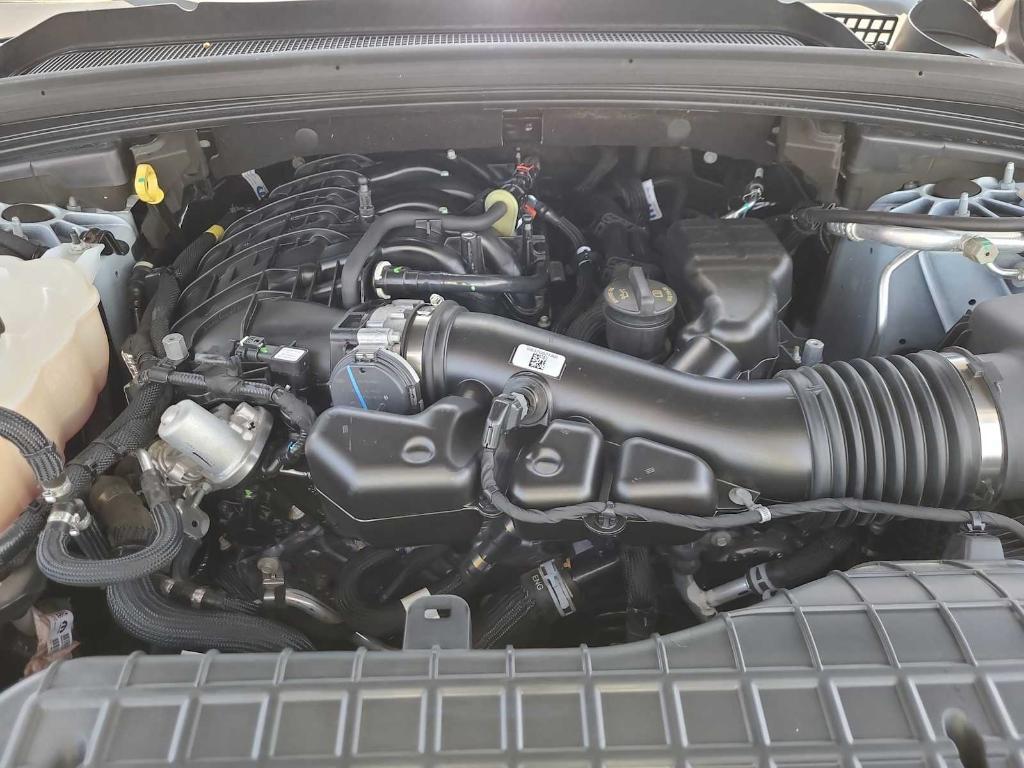 used 2023 Jeep Grand Cherokee car, priced at $34,587