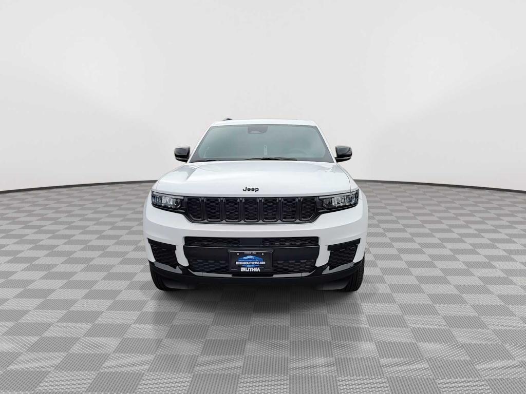 new 2025 Jeep Grand Cherokee L car, priced at $48,880