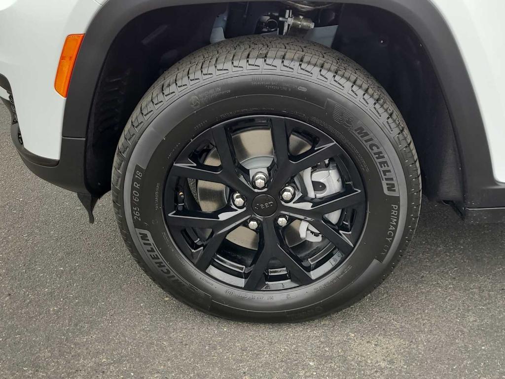 new 2025 Jeep Grand Cherokee L car, priced at $48,880
