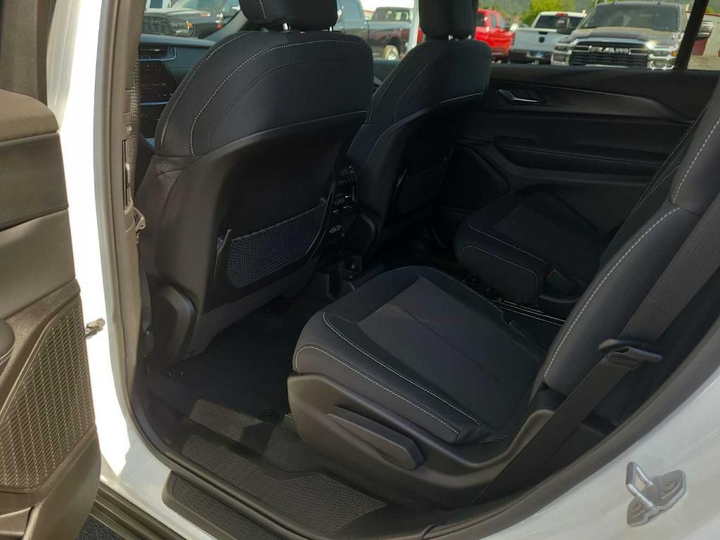new 2025 Jeep Grand Cherokee L car, priced at $44,887