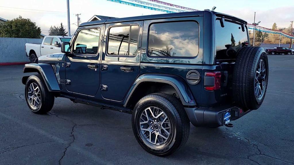 new 2025 Jeep Wrangler car, priced at $55,999