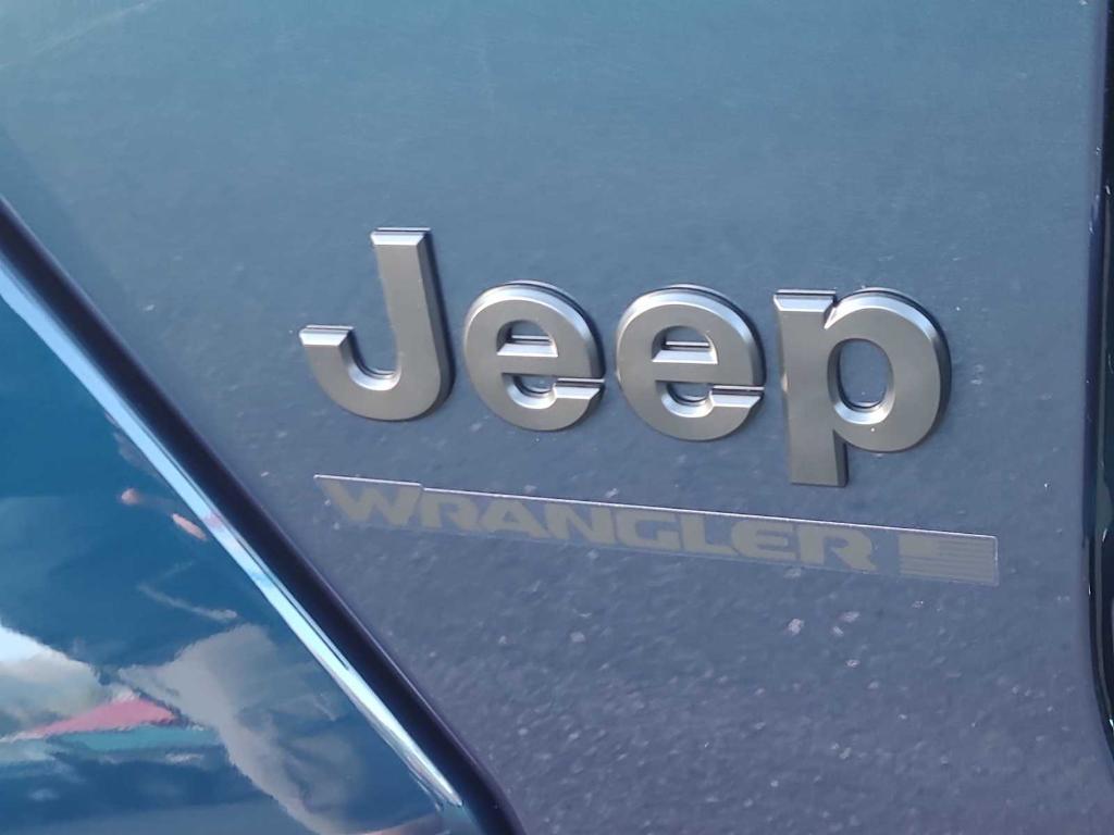 new 2025 Jeep Wrangler car, priced at $55,999