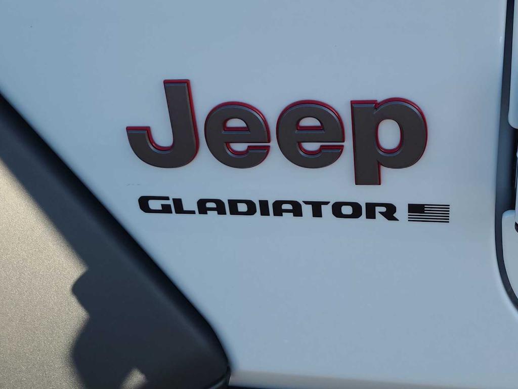 new 2025 Jeep Gladiator car, priced at $52,229