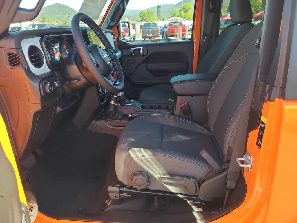 new 2025 Jeep Wrangler car, priced at $49,170