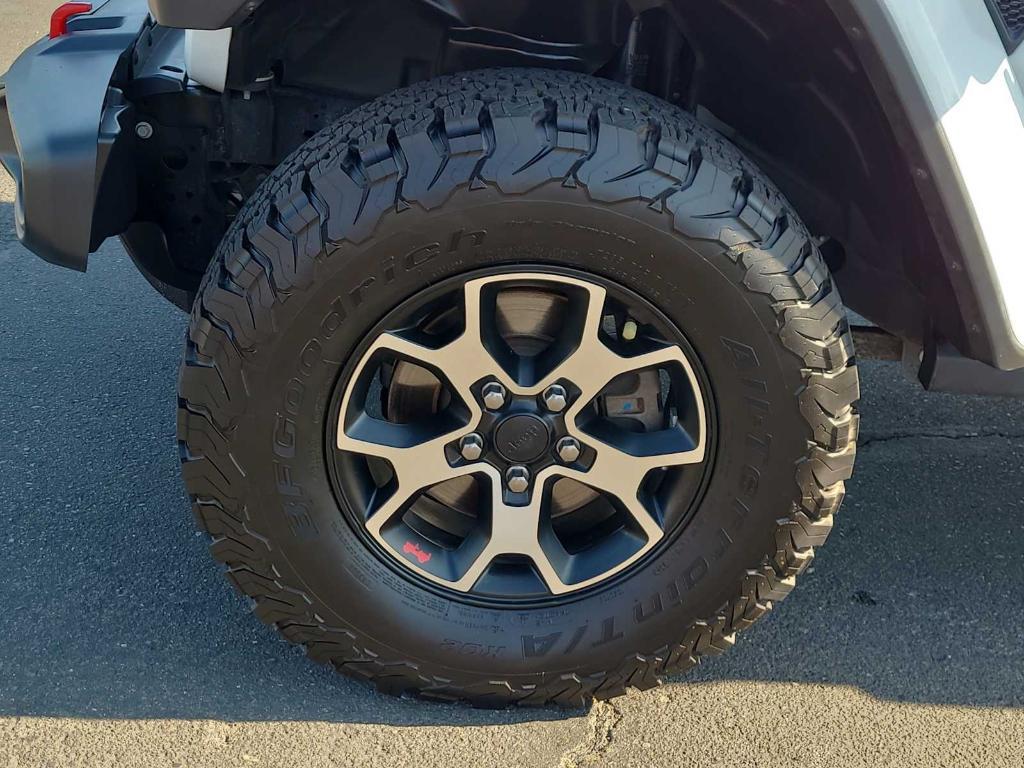 used 2020 Jeep Wrangler Unlimited car, priced at $38,270