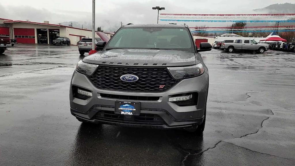 used 2022 Ford Explorer car, priced at $40,999