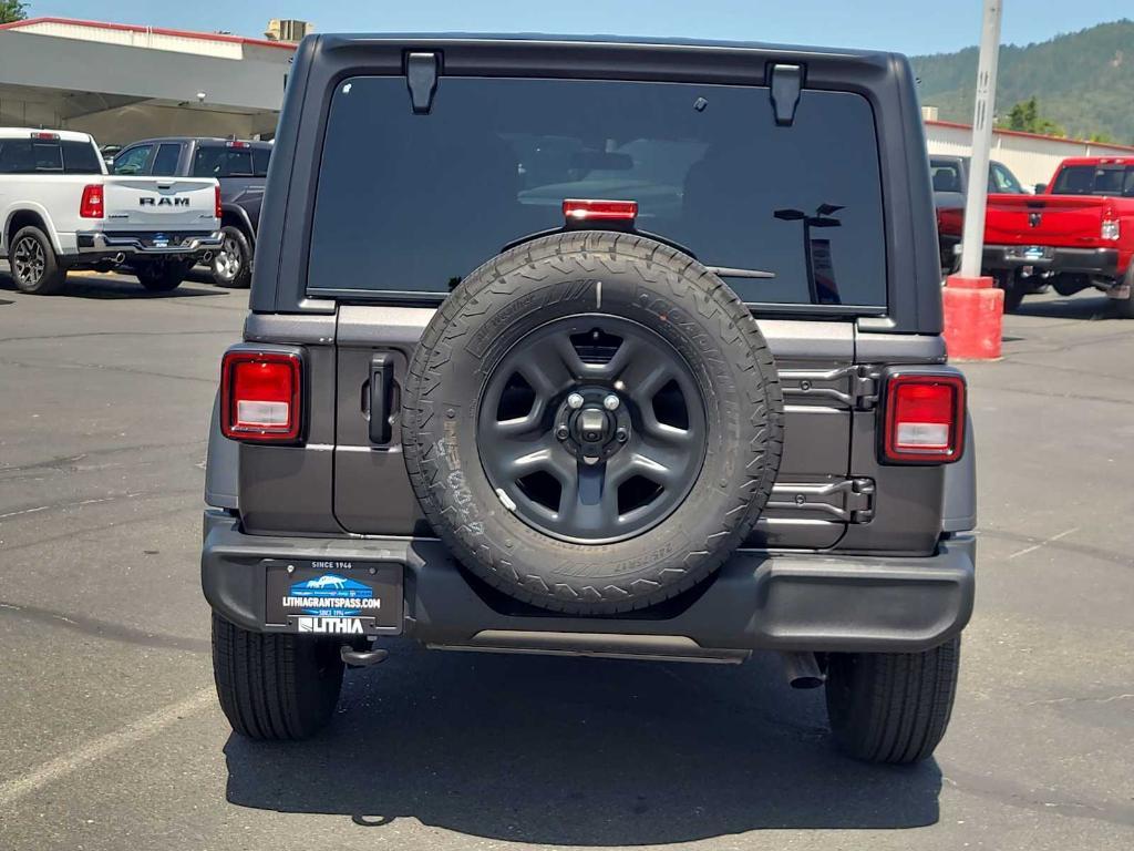 new 2025 Jeep Wrangler car, priced at $44,245