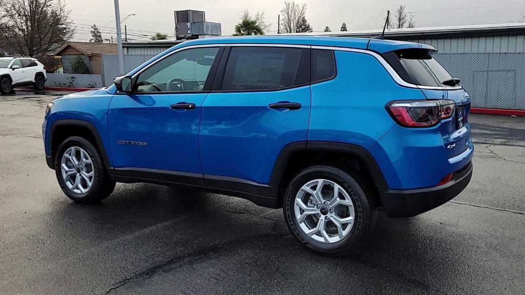 new 2025 Jeep Compass car, priced at $25,999