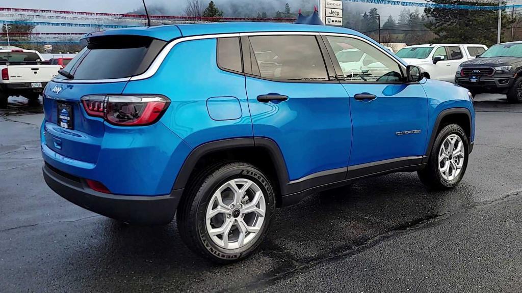 new 2025 Jeep Compass car, priced at $25,999