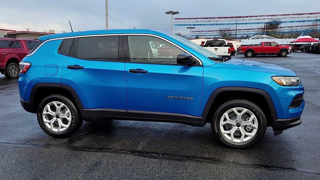 new 2025 Jeep Compass car, priced at $25,999